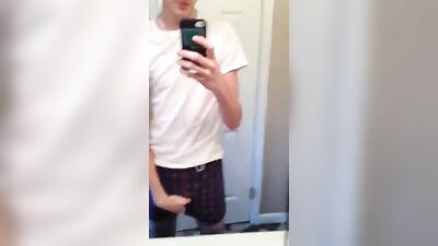 Big Surprises with Cute Boys: Gay Porn Video for Short Solo Films!