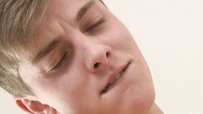 Tony Tops Thom Hd: Unleashed Passion with Belami