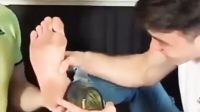 Latino Twink Foot Lick