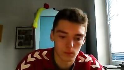 Young Cutie On Cam: Exploring Sexual Fantasies with Cum Shots and Handjobs