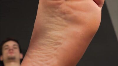 Golden Fetish Foot - Amateur Porn Video