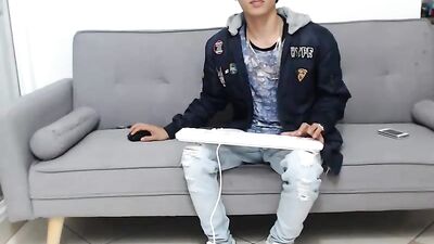 Indomitable Beast Returns: Amateur Cum Shots and Handjobs