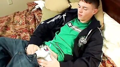 Jeremiahs Horny Bed Cum Shots - Blond Boys Solo!