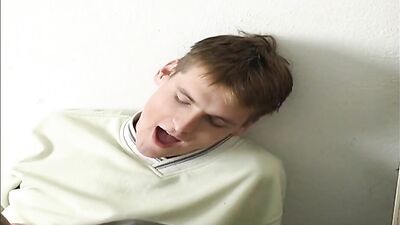 Gay Porn Building Test: Blond Boys Action Bareback!