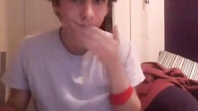 Handsome Cums Again: Web-Cam Solo Cum Shots