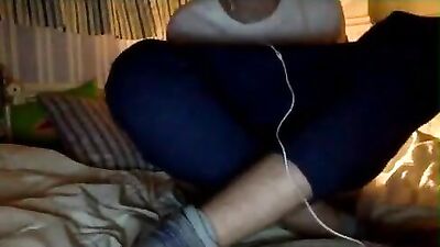 White Shirt Wanker Revisited - Cumming Solo on Web-Cam!