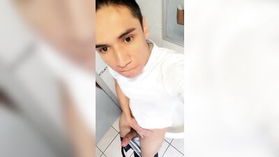 Gay Toilet Handjob: A Boys Amateur Adventure