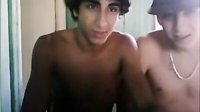 Gangbang Bisexual Frat Guys: Amigos gozando para fake!