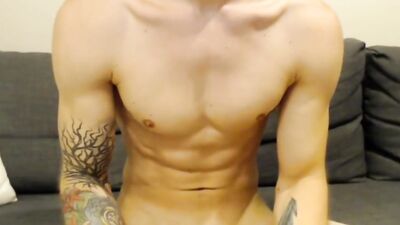 Gangbang with Hot Syrian Studs - Hengensydamen