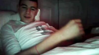 Interracial Jerk Web-Cam: Exploring Racial Taboos in the Bedroom