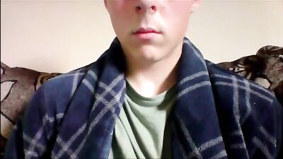 Young Cam Boy Cumshot - Web-Cam Experience