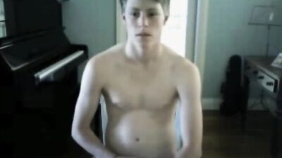 Blonde Beast: Hardcore Wanking on Camera!