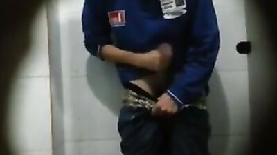 Gay Porn Spy - Teen Public Wanking Exposed!