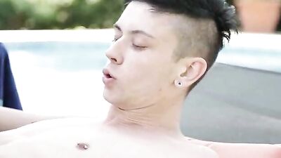 Bareback Barebackers: The Ultimate Cum Shot Oral Experience!