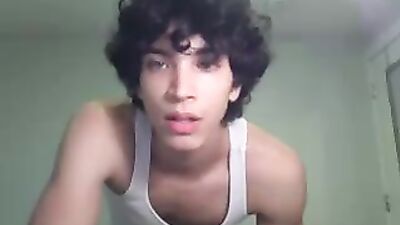 Beautiful Amateur Ass Play on Webcam: Unleash Your Inner Desires!