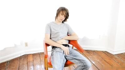 Cute boi home alone - Big Cocks Cum Shots Handjob!