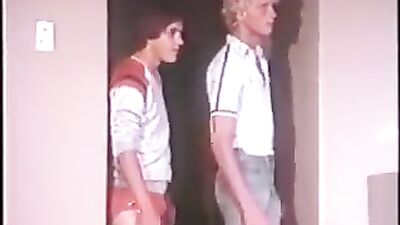 Scotts Summer Cum Shots: The Ultimate Vintage Bareback Experience