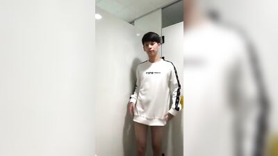 Asian Outdoor Masturbation Heat - Caliendo Chico Rico!