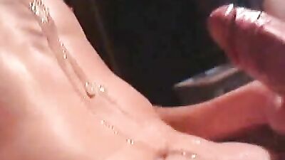 Handjob Cum Shoot - The Ultimate Gay Porn Experience!
