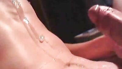 Handjob Cum Shoot - The Ultimate Gay Porn Experience!