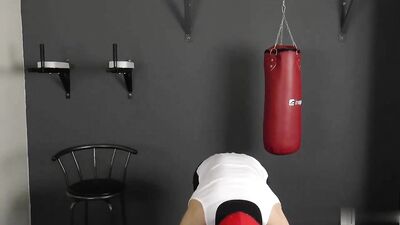 Que Je Suis Beau!: The Ultimate Gay Porn Video Experience!