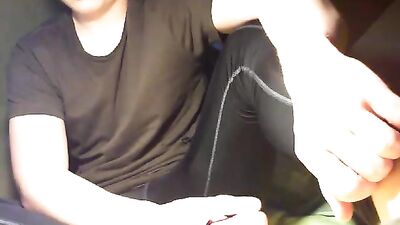 Sexy Solo Showstopper - Hottie Puts On A Gay Porn Video!