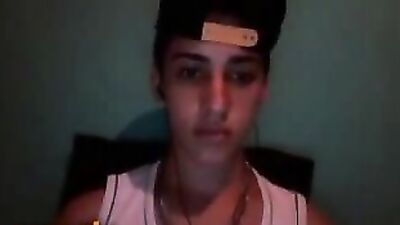 Lucas Rappers Hot Cam Show: Cum Shots & Handjobs Galore!