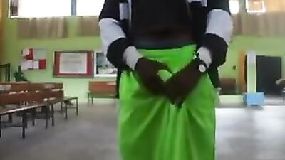 Cuban Muscle Bulls: Big Latino Cocks in the Gym Hall!