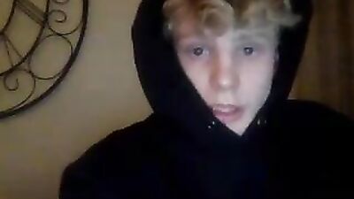 Bigger than Ever Aussie Twink: Cumming on Cam for You!