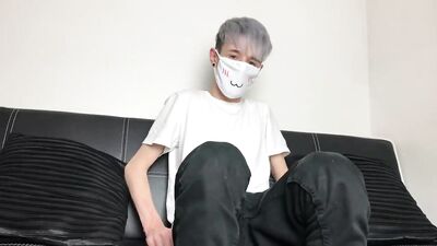 Cumming Teenager: Boy Jerks and Cums!