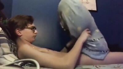 Hardcore Amateur Nerdy Twink Cumming on His Pillow