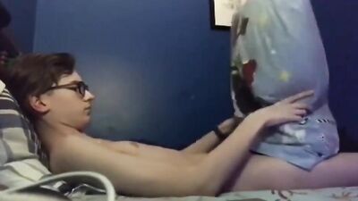 Hardcore Amateur Nerdy Twink Cumming on His Pillow