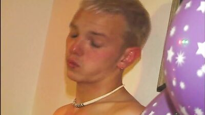 Gay Porn: Finding New Activities To Spice Up Your Sex Life!