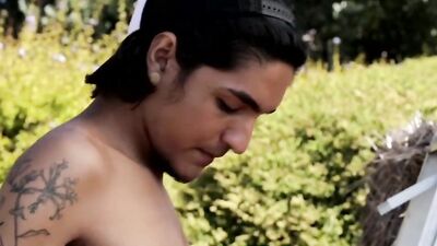 Frosh Fuck: The Ultimate Gay Porn Experience - Exploring Limits and Breaking Boundaries!