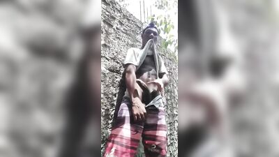 Teen Cum Shots: Public Handjob Outside!