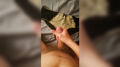 Cumming Twink: Explosive Undies Orgasm