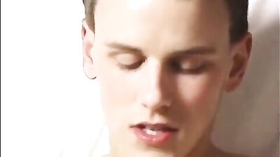 Hard & Wild Twinks: Action Bareback Big Cocks Fuck Scene