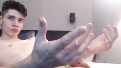 Unclebrynn CB: The Ultimate Gay Porn Experience - Exploring the Depths of Masculinity