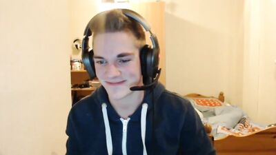 Cumming on his Body - The Ultimate Gay Porn Experience