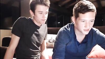 Gay Porn Just For Fun: Amateur Handjob Solo Adventure