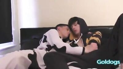 Gay Porn - Hardly Loved!: Aarons Explosive Sexcapade with Brian555