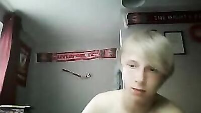 Beautiful blonde cutie on cam - Hardcore gay porn adventure!