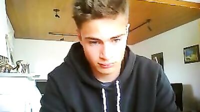 Young French Cutie: Exploring Gay Porn with Amateur Solo