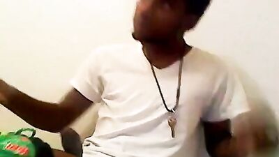 Young BBC Hottie - Exploring Gay Porns Best Kept Secret!