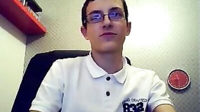 Big Nerdy Web-Cam Solo Porn Adventure!