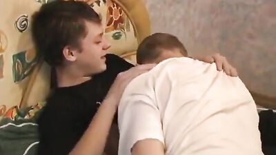 Gay Porn Action: Bareback Cum Shots with Mikes Bare Bed Boys!