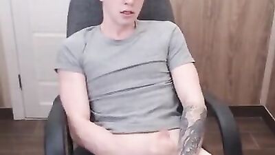 Gay Cam Web-Solo: Exploring the Wild Side of Masturbation!