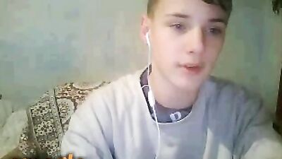 Young and Cutie Boy Cam Shot: An Explosive Handjob Experience!