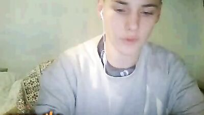 Young and Cutie Boy Cam Shot: An Explosive Handjob Experience!