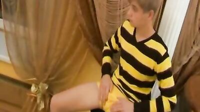 Allboys19 hot boy in yellow shorts: Movies - Gay Porn Video